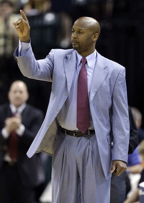 Boston Celtics rumors 2013: Brian Shaw would be interested in opening 