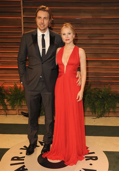 Kristen Bell And Her Husband Dax Shepard Got Close Couples Get Cozy At Vanity Fair S Annual