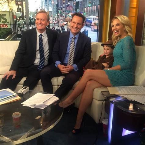21 Sexy Ainsley Earhardt Feet Pictures Will Make You Melt The Viraler
