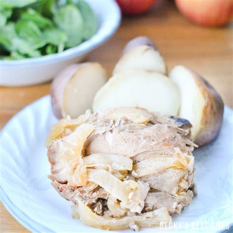 Try our famous crockpot recipes! Slow Cooker Apple, Roasted Garlic & Herb Pork Loin