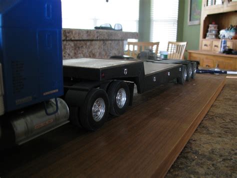 Lowboy Trailer 1 25 Scale Plastic Model Semi Truck Kit 880