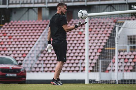 How to follow across the bbc. Koníčky nemám, čas trávím nejraději se svou rodinou, říká ...