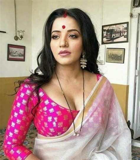 Bhojpuri Hottie Monalisa Aamrapali Dubey And Kajal Raghwani’s Hottest Blouse Designs To Love