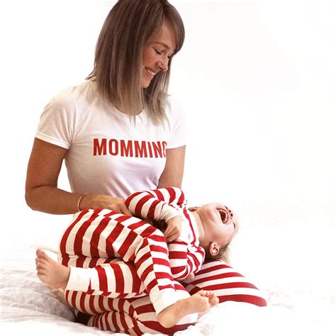 momming strong as a mother t shirt white red text limited edition