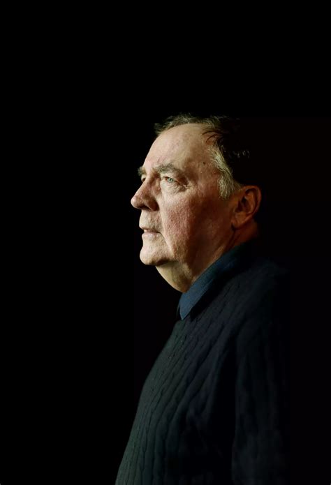 4K James Patterson Wallpaper | WhatsPaper