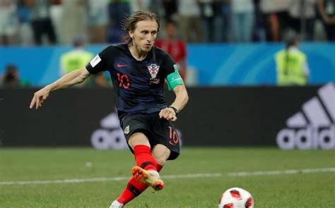 هاي كورة _ كان النجم المخضرم لوكا مودريتش حريصًا على التعليق على الرقم التاريخي الذي حققه رفقة منتخب بلاده كرواتيا خلال فترة التوقف الدولي الحالية، حيث وصل عدد مبارياته. لوكا مودريتش .. نجم ساطع في سماء المونديال | صحيفة المواطن ...
