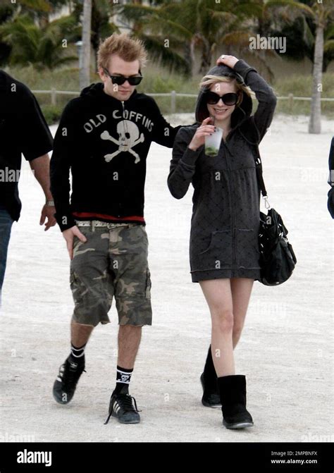 Avril Lavigne And Hubby Deryck Whibley Get The Party Started While On Vacation With Avrils