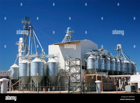 Grain Processing Hi Res Stock Photography And Images Alamy