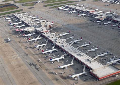 Preliminary world airport traffic rankings released. 10 Busiest Airports in the USA