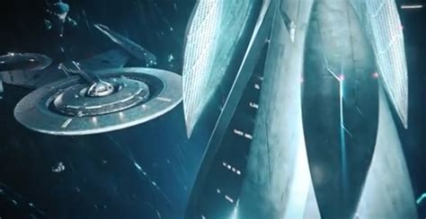 Full Look At Star Treks New Uss Voyager J With Its Detached Warp