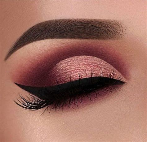 Pin By Kristen On Makeupart Maroon Makeup Eyeshadow Makeup Gold Eye