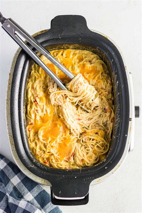 Cheesy Crockpot Chicken Spaghetti Easy Recipe Restless Chipotle
