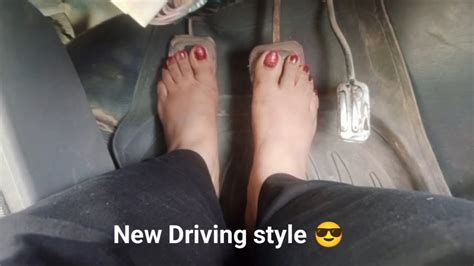 Barefoot Driving Lady Driving Barefoot Manual Car How To Drive A