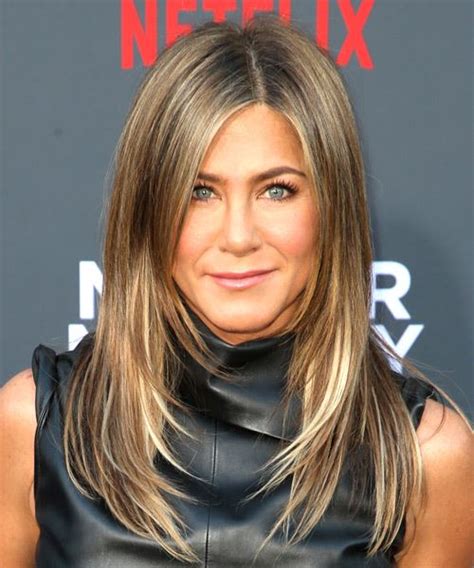 30 Jennifer Aniston Hairstyles And Haircuts Celebrities