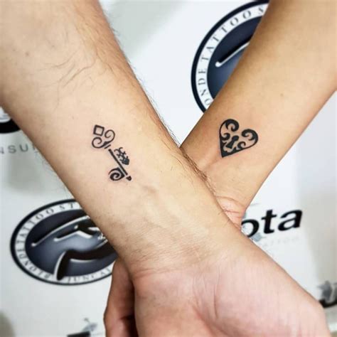 tatuajes para parejas 60 tattoos más románticos con significado infinity tattoos bff tattoos