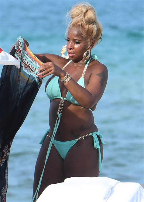 Mary J Blige Wears Embellished Turquoise Bikini For Beach Day In Miam