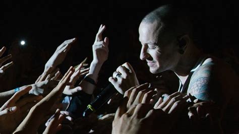 Linkin Park Lead Vocalist Chester Bennington Death Mike Shinoda