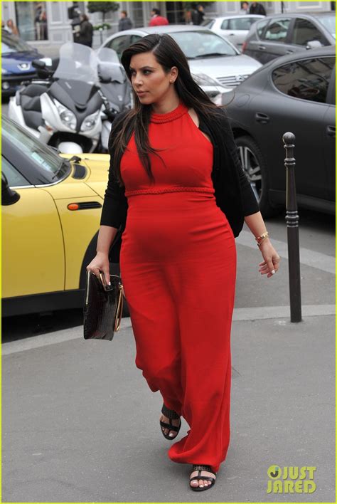 Pregnant Kim Kardashian And Kanye West Reunited In Paris Photo 2861316