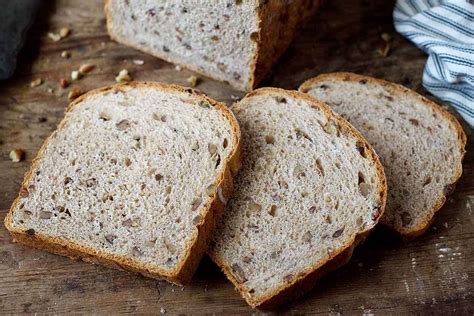 I got the recipe from the king arthur flour. Pecan Wheat Bread | King Arthur Flour