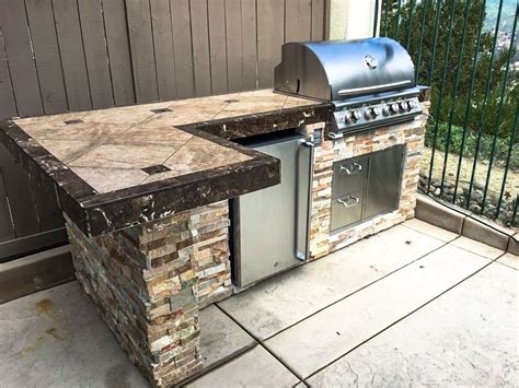 Grills, smokers, and outdoor kitchen components. Corona BBQ Island - Extreme Backyard Designs