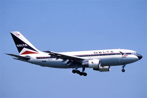 Delta Air Lines Airbus A310 221 N801pa April 1992 Bft Flickr