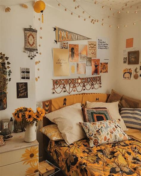 21 Aesthetic Bedroom Ideas That Will Make You Swoon Displate Blog