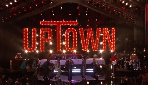 Must See Bruno Mars Blazes The Voice Finale With Uptown Funk