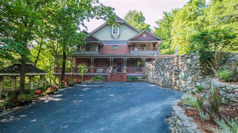 Eureka Springs Bed And Breakfast Asks 115 Million Axios Nw Arkansas