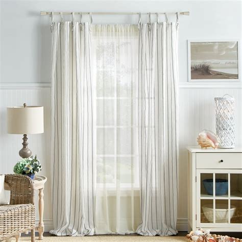 What Curtains Go With White Walls 20 Ideas