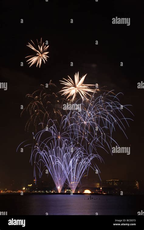 The Annual Macys Fourth Of July Fireworks Extravaganza Lights The Sky
