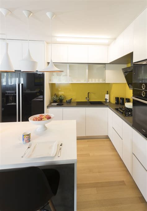 TREND: žute nijanse u kuhinji | Indizajn s Mirjanom Mikulec | Trending, Kitchen, Home decor