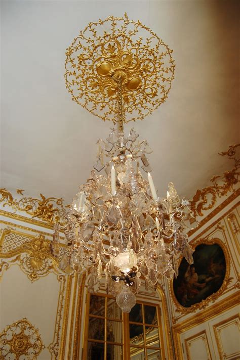 Versaillesmedallion And Chandelier Versailles Palace Of Versailles