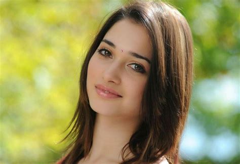 Free Download Star Hd Wallpapers Free Download Tamanna Bhatia Hd Wallpapers Free [1191x815] For