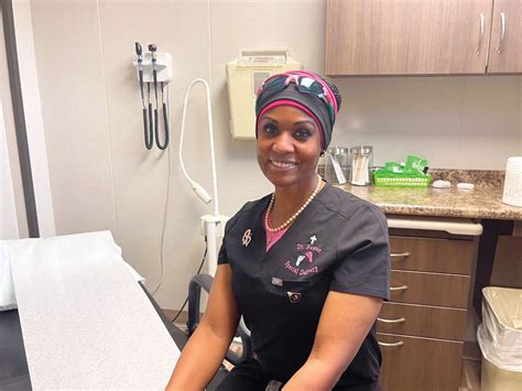 Dr Yolanda Newton OBGYN To Provide Women S Health Labor Delivery