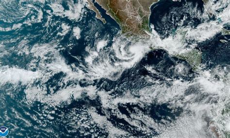 Hurricane Roselyn Makes Landfall On Mexicos Pacific Coast La Prensa Latina Media