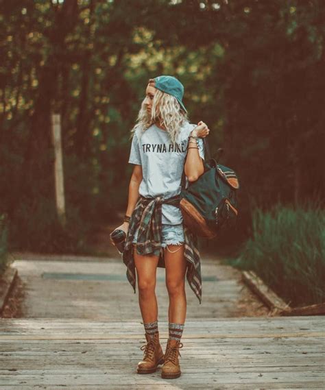 41 stylish summer camping outfits ideas summerfashion travelfashion in 2020 summer camping