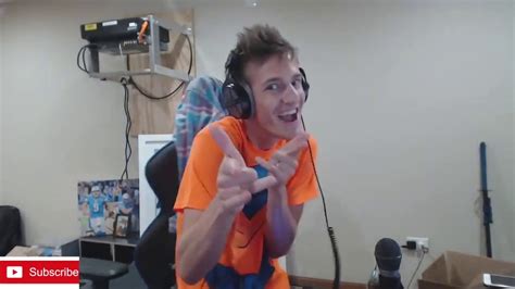 Ninja Dancing For 15 Minutes Funny Twitch Moments Old Fortnite