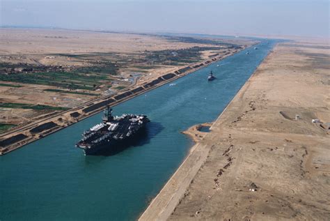 Crise du canal de suez. Suez Crisis - Definition, Summary & Timeline - HISTORY