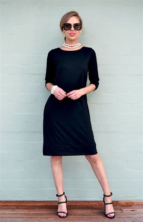 Audrey Dress Womens Black Merino Wool Classic Knee Length Dress