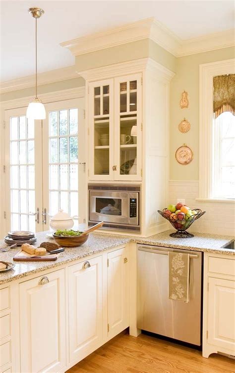 Modern Kitchen Cabinets Dont Let The Kitchen In Your Home Look Boring