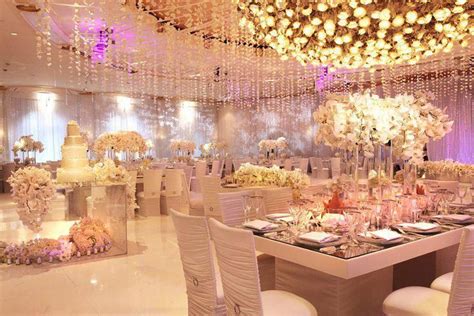Luxury Wedding Reception With A Perfect And Awesome Decoration Ideas