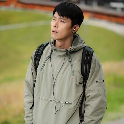 Does hyun bin have tattoos? Hyun Bin - Bio, Age, Net Worth, Height, In Relation ...