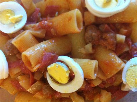 A preparazione ultimata, tutta l'acqua si deve essere asciugata, lasciando, però,la preparazione morbida. MAMMA MIA QUANTE RICETTE: Pasta al forno "Calabrese"