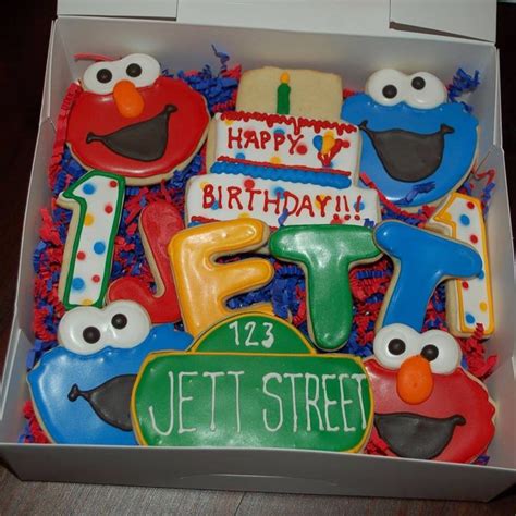 Sesame Street Decorated Cookies By Elliott S Edibles Cookie Monster Elmo Monster Cookies