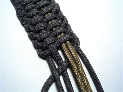 How to braid 3 strands of paracord. Stormdrane's Blog: Five strand flat sinnet...