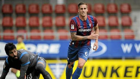 Raúl albentosa redal date of birth: Raúl Albentosa se ha ganado la simpatía de los aficionados ...