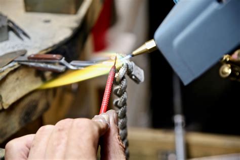 London Gold: Full Service Jewelry Repair