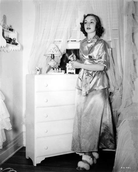 18 yo anne shirley shows off her bedroom anne shirley anne shirley