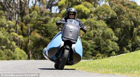 Jet skis and jet bikes experiences. Biski motorbike that can turn into a jet ski in just five ...