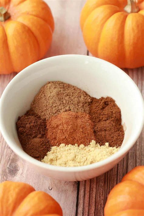 It usually includes cinnamon, ginger, nutmeg and cloves, and often allspice. Homemade Pumpkin Pie Spice - Loving It Vegan